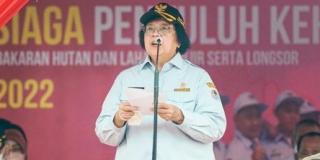 Menhut Siti Sosialisasikan Bahaya Karhutla dan Mengajak SDM Menanam