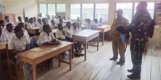 Turut Andil Dalam Dunia Pendidikan, Ini yang Diajarkan Satgas Yonif Mekanis 203/AK