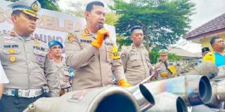 Knalpot Motor Memekak Telinga di Bogor Diamankan Polisi