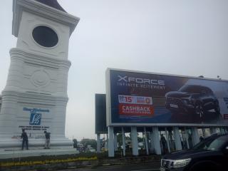 Ada Papan Iklan "Raksasa" Di Bundaran Sib, Pemko Medan Di Minta Penuhi UU RTH, Bukan Hutan Reklame