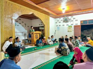 Dalam Rangka Silaturahim! Dr. Maliki MKM Buka Puasa Dan Sholat Tarawih Bersama Di Mesjid Taqwa Menggala 