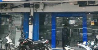 Pukul Mesin ATM Gertak Nasabah Karena Diduga Banyak Masalah, Security Bank BRI KCP Ahmad Yani Pekanbaru Minta Maaf