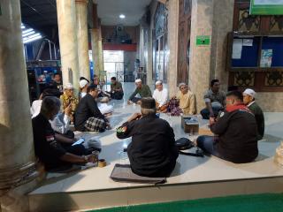 Kasus Pembunuhan Tak Transparan, BKM Masjid Dan Masyarakat Jalan Pukat 2 Gelar Rapat, Ini Tuntutannya