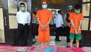 Bisnis Esek-esek ABG Melalui MeChat Dibongkar Poltabes Bandung