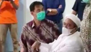 Sebelum Dihadapkan Ke Penyidik, Habib Rizieq Shihab Di Swab