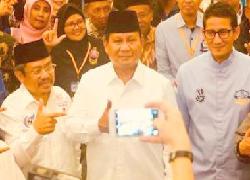 Apa Iya? Keluarga Prabowo di Sulawesi Dukung 01