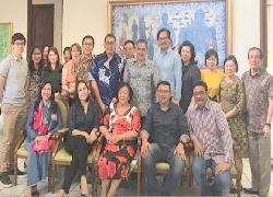 Ahok Mengaju Berjodoh dengan Puput Karena Garis Tangan Sama