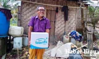 Lansia Ini Berterima Kasih Pada Dermawan Melalui Rumah Yatim Riau