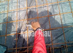 Belum Satu Tahun Proyek Jalan di Bengkalis Sudah Retak