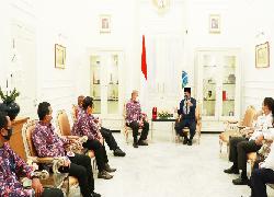 Peduli Pencegahan Penyebaran Corona, JNE Salurkan Bantuan 1 M ke Pemprov DKI