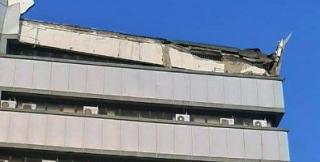 Gedung Lantai Atas Lembaga Sensor Film Tiba-tiba Rubuh