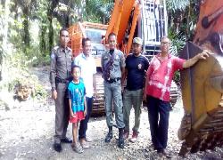 Satpol PP Sidak Galian C Yang Diduga Langgar Perdes Tabing