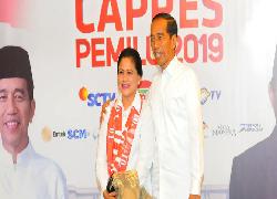 Kemesraan Capres dan Cawapres Bersama Istri Terlupakan Media dan Netizen