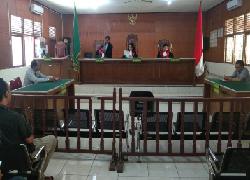 Waktu Persidangan Gugatan Kelompok Petani Plasma Terhadap KCH dan PT Agro Sarimas Indonesia Molor