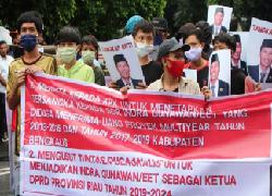 Diteriaki Ikut Nikmati Uang Korupsi Bengkalis, Ketua DPRD Riau H Indra Gunawan Eet Bungkam