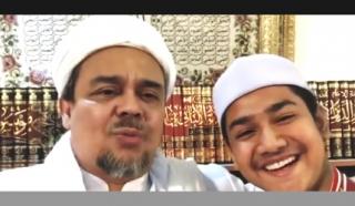 Keakraban Syakir Daulay Bertemu Habib Rizieq Dilirik Netizen