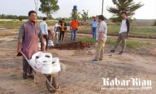 Baru Terbentuk DPD APPI Riau Langsung Aksen Tanam Seribu Batang Jahe Merah