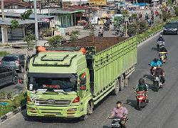 Dishub Kota Pekanbaru Larang Keras dan Akan Menindak Lanjuti Truk yang Melintas di Jalan Kota