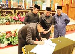 Sah,! Ketok Palu APBD Prov Riau Rp. 10,28 Triliun