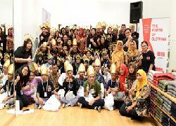 Pelajar Penyandang Disabilitas di Batam Diundang  ke Toko Baru UNIQLO