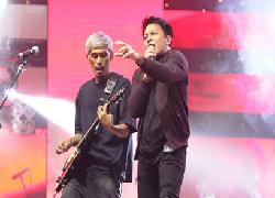 Hadiahkan Total 4 Miliar Dibagikan dalam Puncak Semarak Ulang Tahun J&T Express