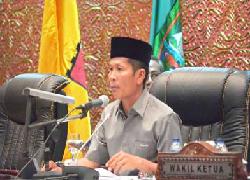 DPRD Provinsi Riau Bahas Perubahan Perda No 10 Tahun 2015