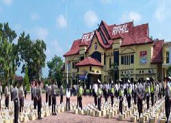 Polres Rohil Bantu Dua Ribu Paket Sembako Kewarga Kurang Mampu