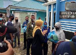 Ke 3 Kalinya Apri Sujadi Salurkan Bantuan Sembako Ke Warga Terdampak Covid-19