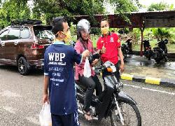 WBP Lapas Kelas II A Bengkalis yang Dapat Asimilasi Lakukan Bakti Sosial