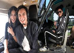 Artis Ini Pilih Jalan-Jalan Naik Helikopter